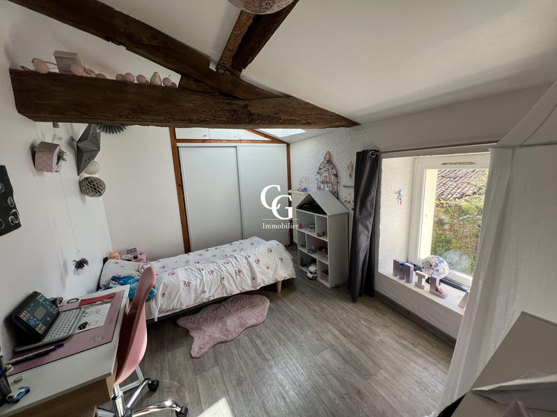 Maison ancienne - 200 m² - 8 pièces