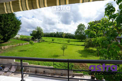 Appartement - 84 m² - 3 pièces