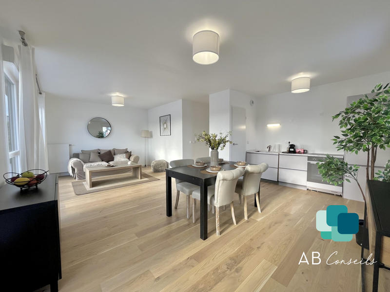 Appartement - 89 m² - 4 pièces