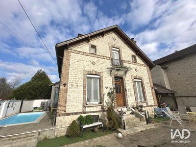 Maison - 122 m² - 4 pièces