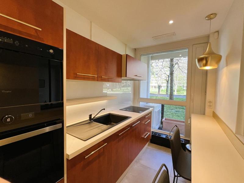 Appartement - 77 m² - 3 pièces