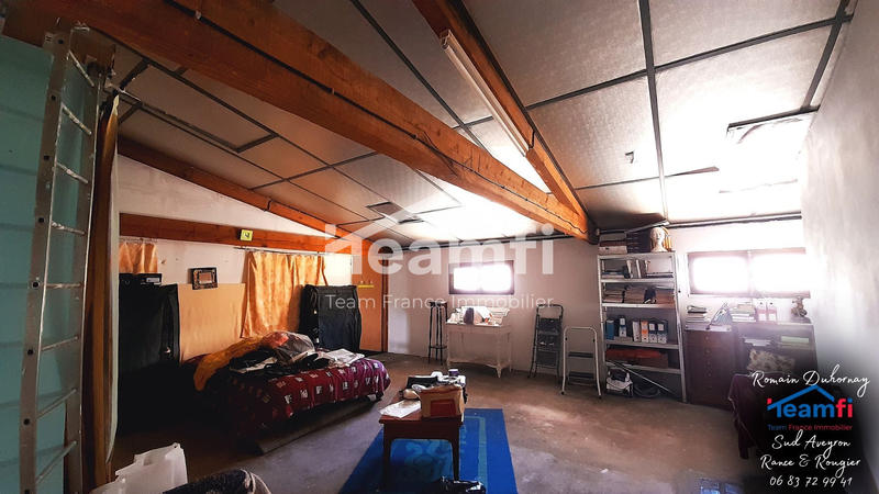 Maison - 151 m² - 8 pièces