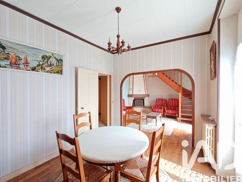 Maison - 104 m² - 6 pièces