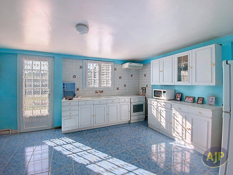 Maison - 140 m² - 7 pièces