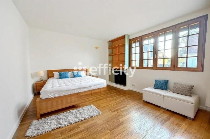 Pavillon - 85 m² - 4 pièces