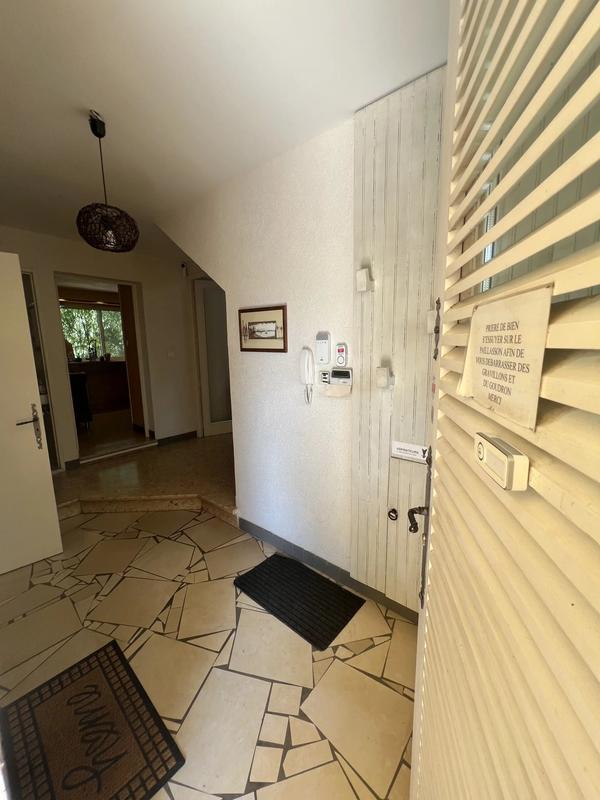 Villa - 200 m² - 8 pièces