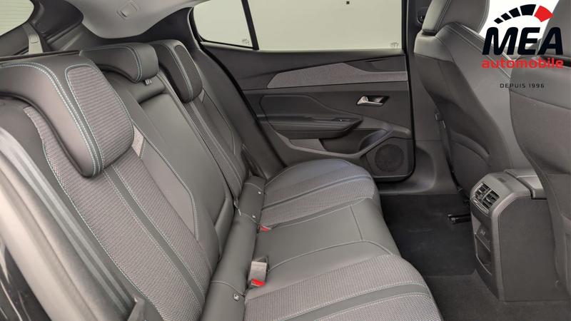 Peugeot 408 Hybrid 145 e-Dcs6 Allure