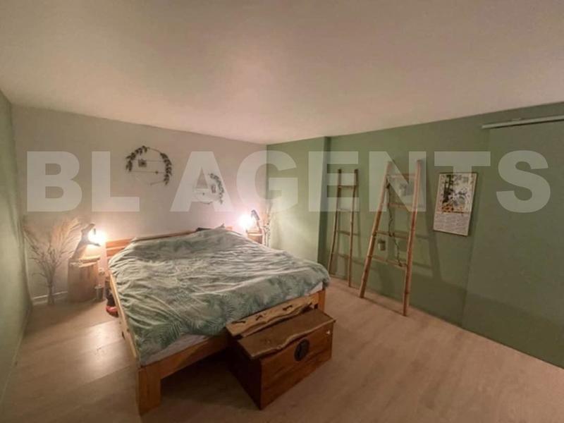 Maison - 220 m² - 9 pièces