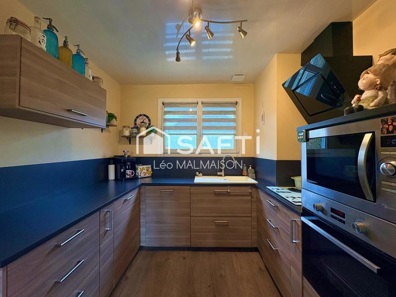 Maison - 90 m² - 5 pièces