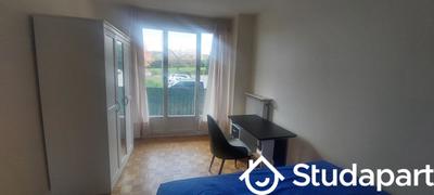 Chambre - 10 m² - 1 pièce