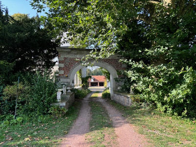 Maison - 297 m² - 8 pièces