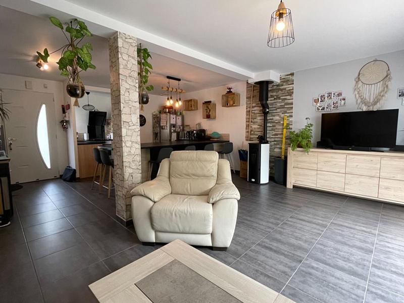 Maison - 163 m² - 6 pièces
