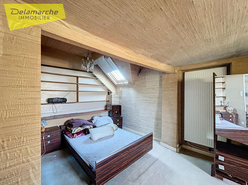 Maison - 232 m² - 10 pièces