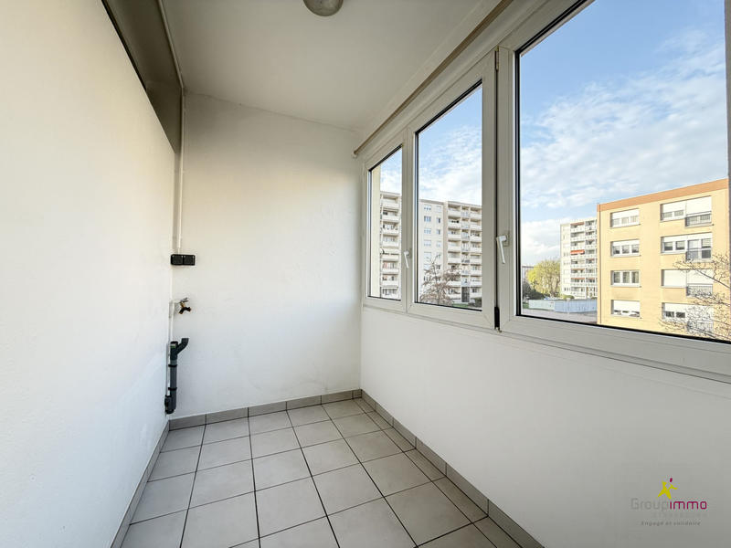 Appartement - 80 m² - 3 pièces