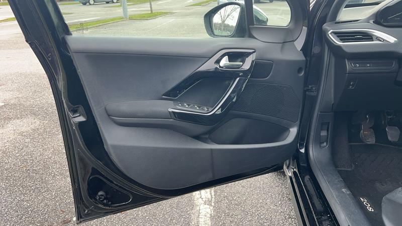 Peugeot 208 1.2 Puretech 110 Allure