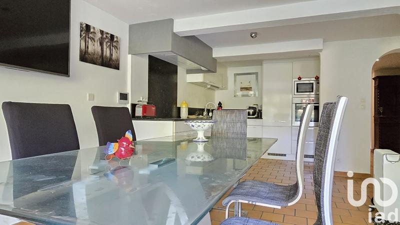 Maison - 166 m² - 8 pièces