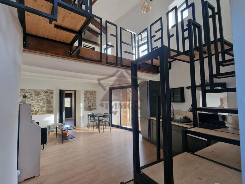 Maison de village - 90 m² - 4 pièces