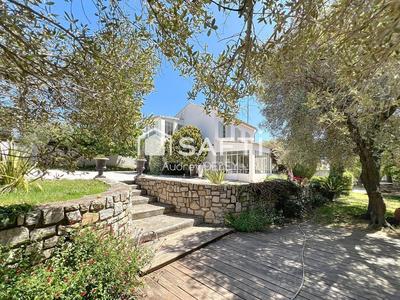 Maison - 155 m² - 5 pièces