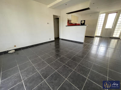 Appartement - 82 m² - 4 pièces