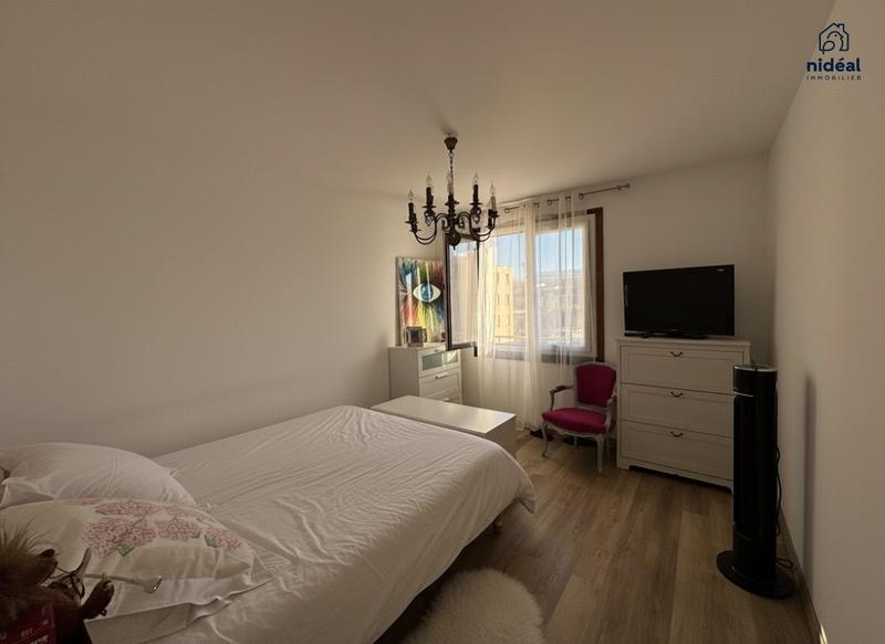 Appartement - 75 m² - 4 pièces