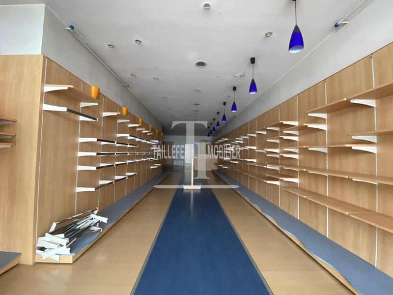 Local commercial - 103 m²