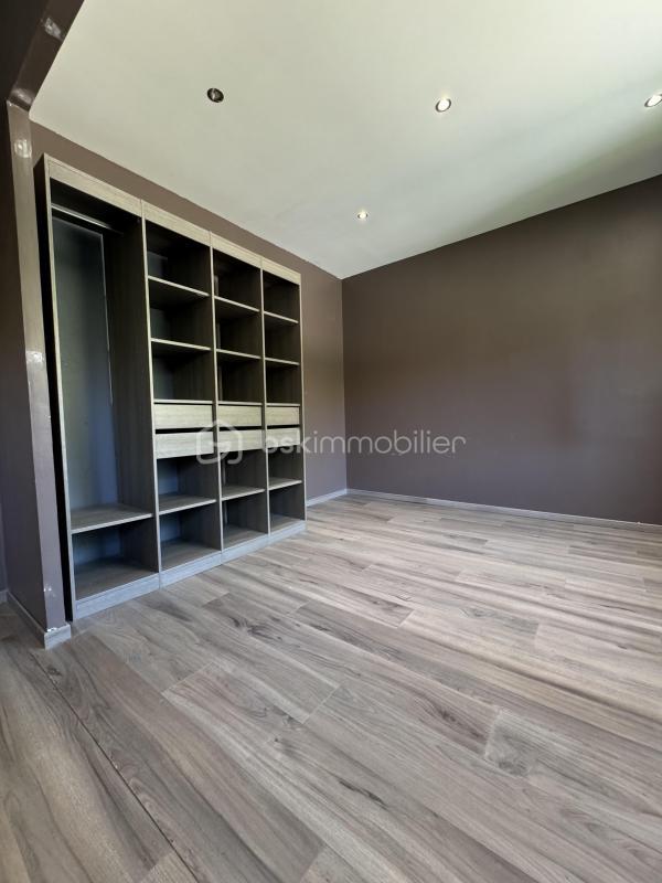 Villa - 70 m² - 3 pièces