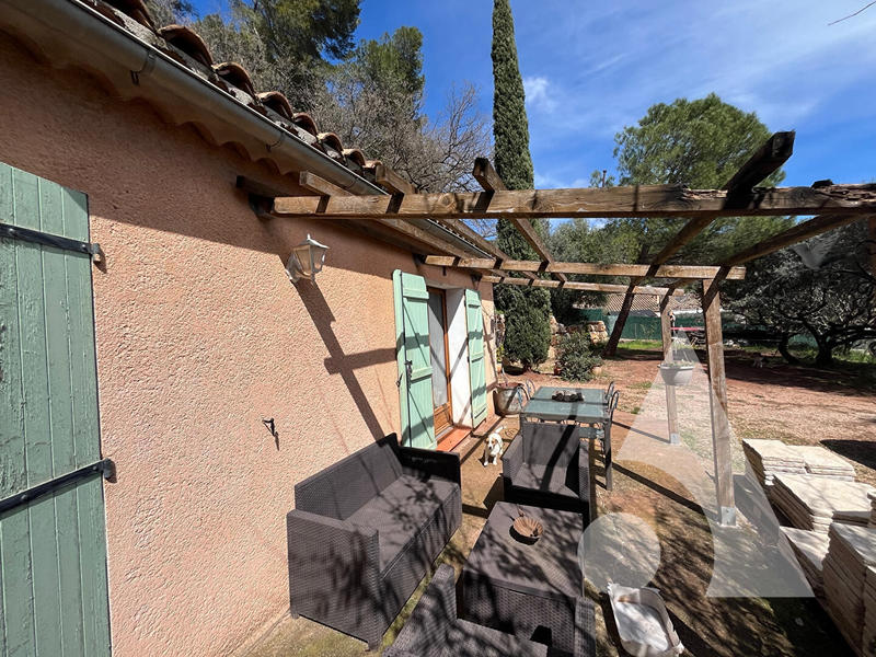 Maison - 290 m² - 10 pièces