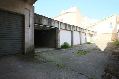 Parking / Garage - 13 m²