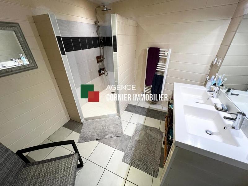 Maison de ville - 181 m² - 6 pièces