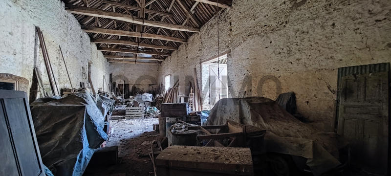 Corps de ferme - 258 m² - 9 pièces