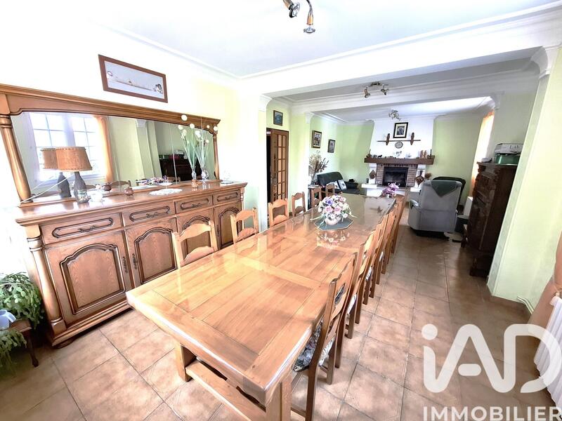 Maison - 136 m² - 7 pièces