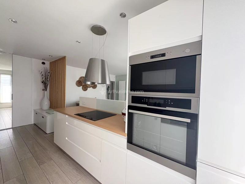 Appartement - 84 m² - 4 pièces