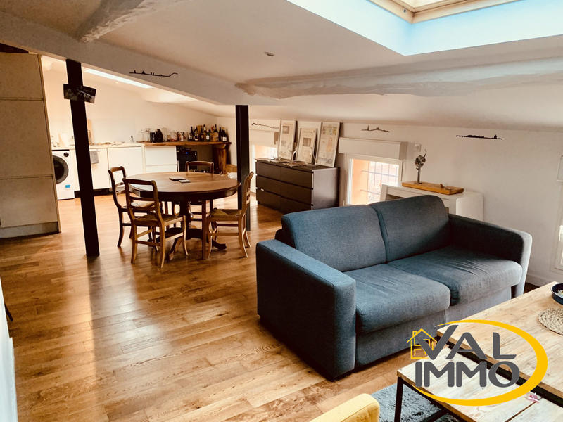 Appartement - 70 m² - 3 pièces