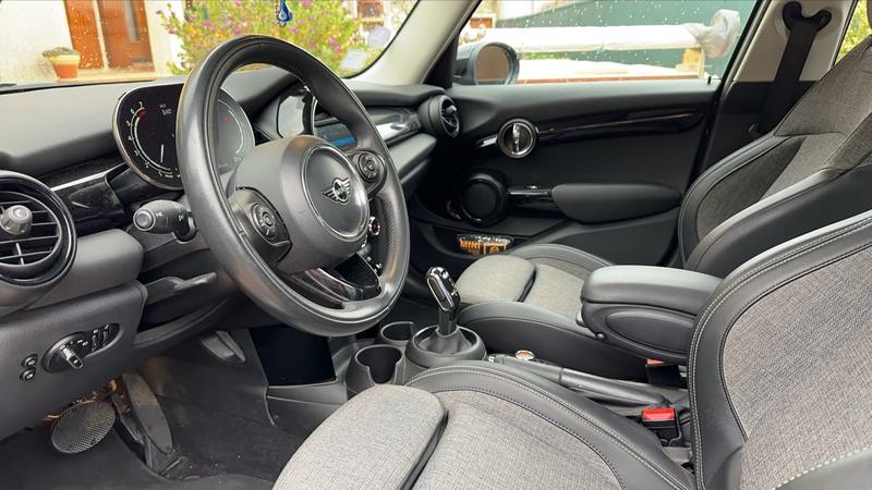 Mini Mini F55 1.5 Cooper 136 Dct7 Greenwich