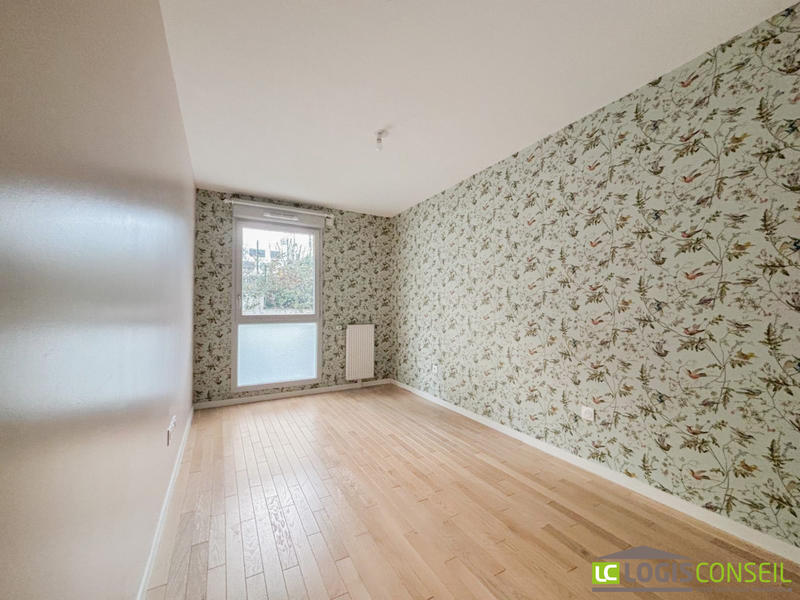 Appartement - 97 m² - 5 pièces