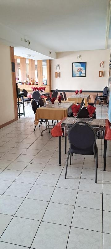 Local d'activité / Entrepôt - 650 m² - 19 pièces