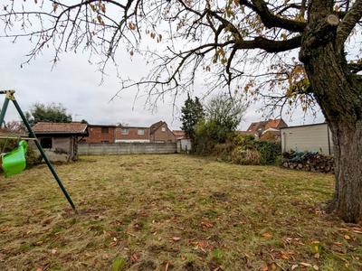 Terrain constructible - 596 m²