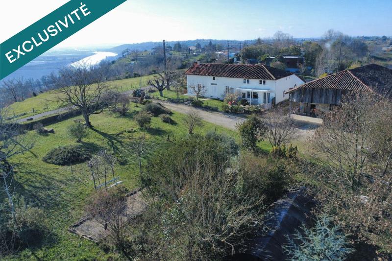 Maison - 213 m² - 7 pièces