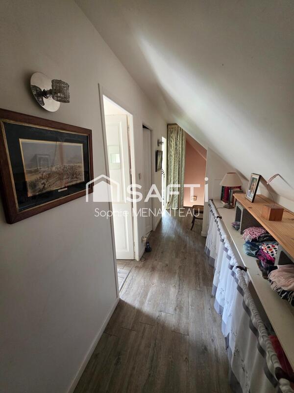 Maison - 145 m² - 6 pièces