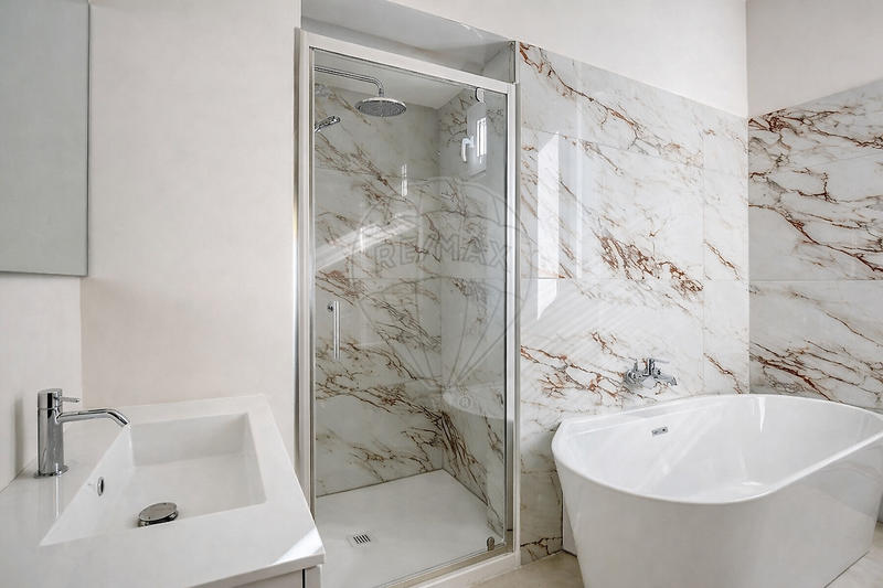 Maison de ville - 135 m² - 7 pièces