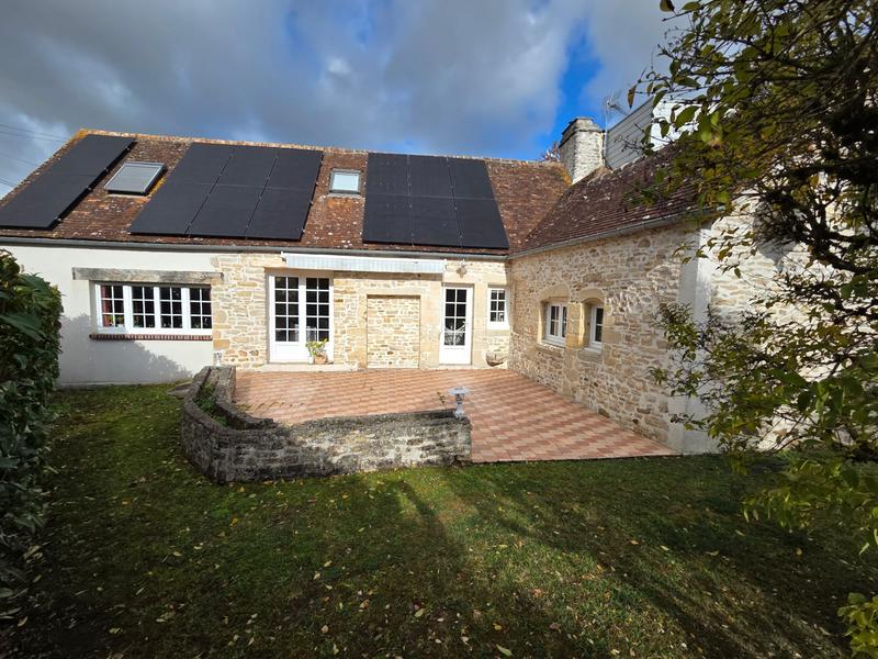 Maison - 162 m² - 8 pièces