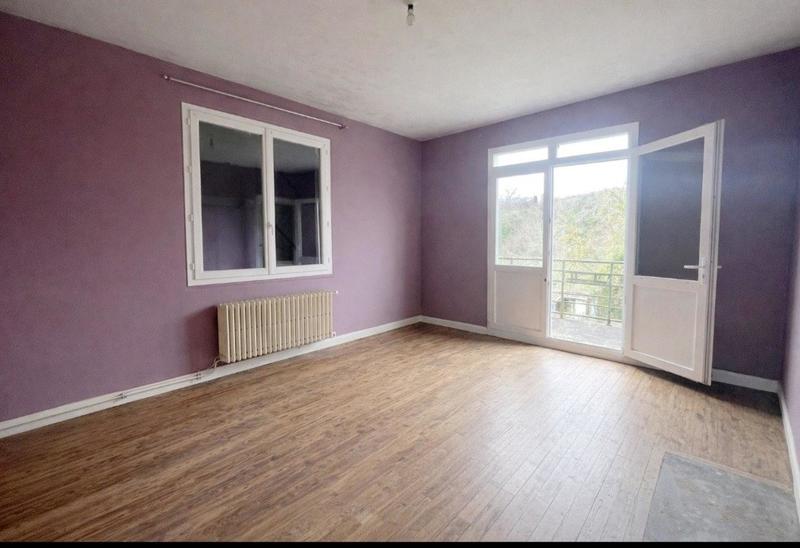 Maison - 187 m² - 8 pièces