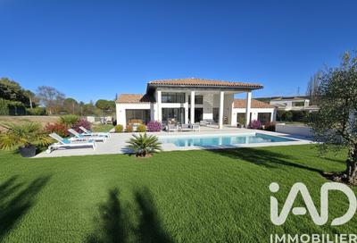 Maison de maîtres - 230 m² - 5 pièces