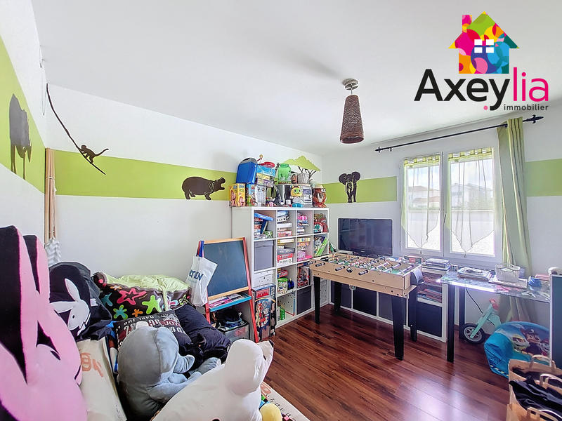 Maison - 102 m² - 6 pièces