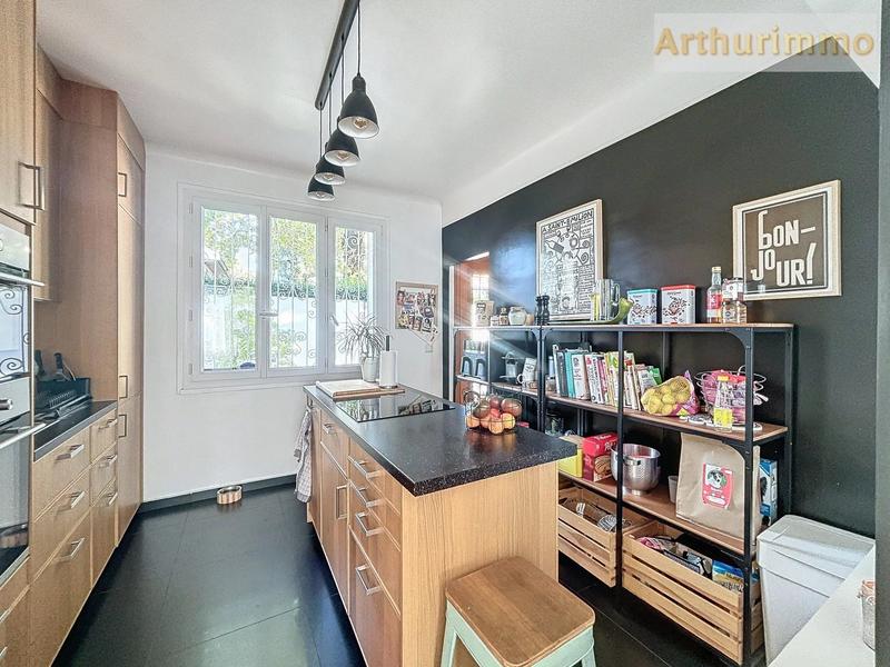 Maison - 128 m² - 7 pièces