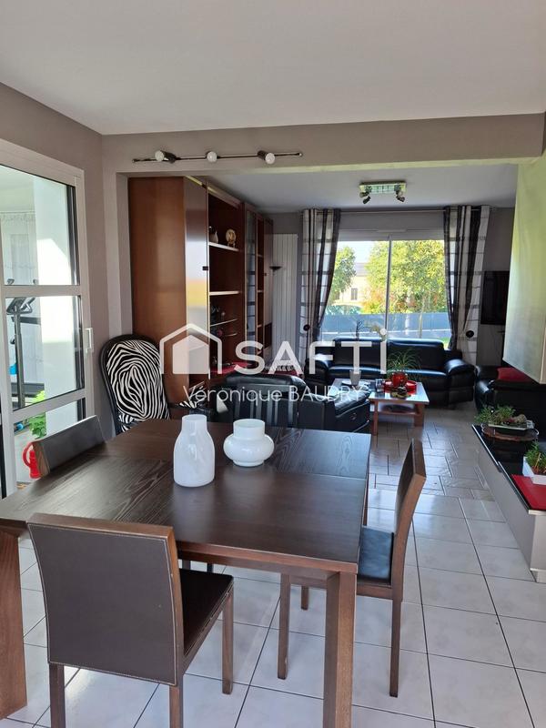 Maison - 200 m² - 6 pièces