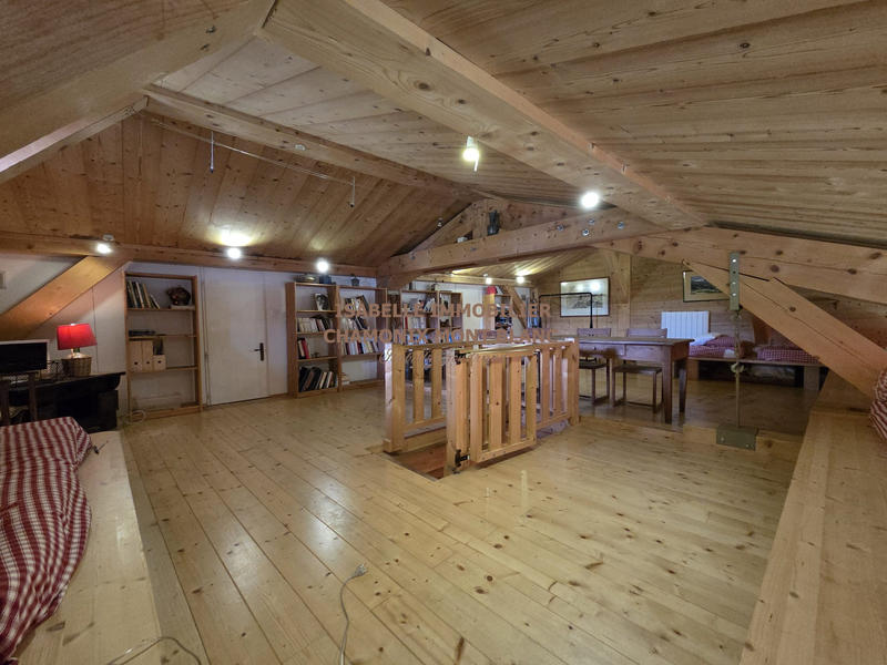 Châlet - 188 m² - 7 pièces