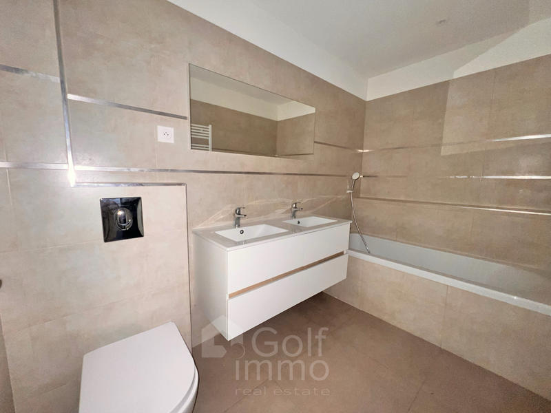 Appartement - 122 m² - 3 pièces