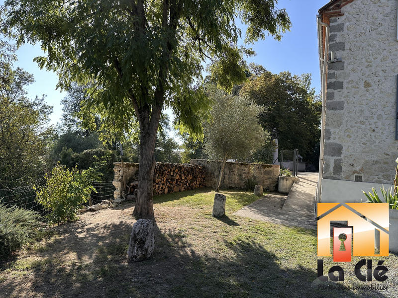 Maison ancienne - 286 m² - 8 pièces