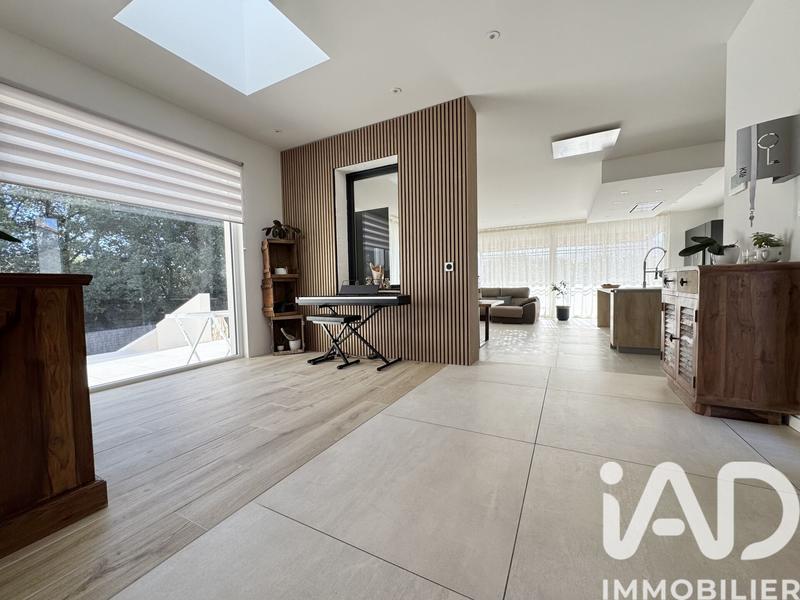 Maison - 158 m² - 5 pièces